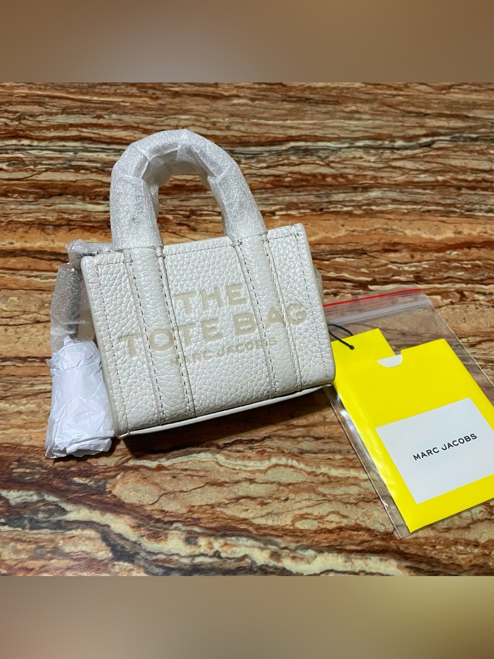 Marc Jacobs - Picture 4 of 7